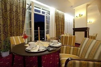 Cajkovskij Hotel