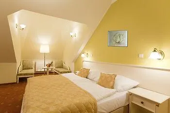 Cajkovskij Hotel